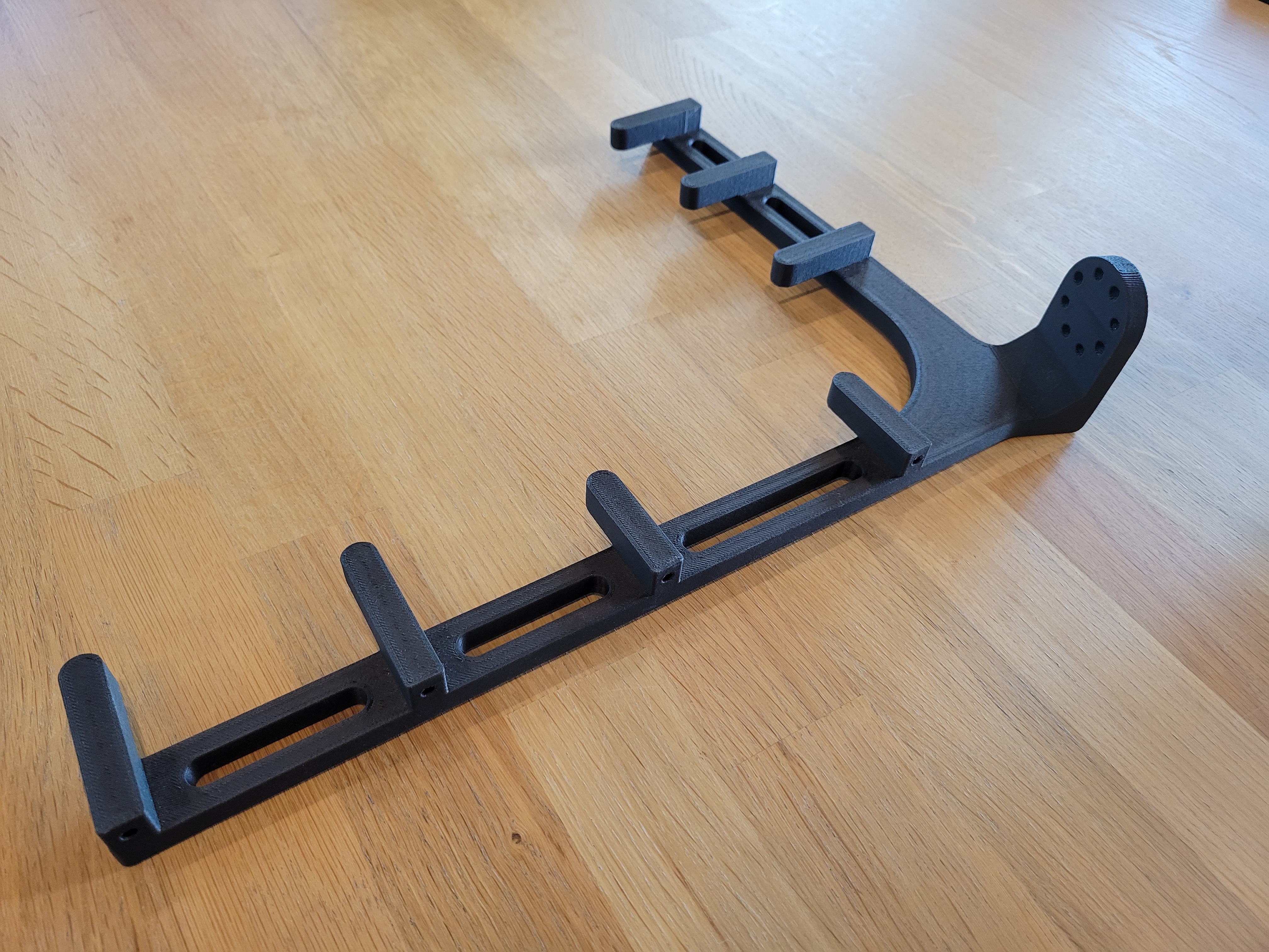 Machined components illustrating design-for-manufacturability features